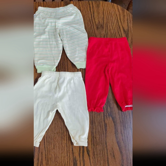 Gently Used Girls 6-9M Pants Trio - Picture 8 of 9